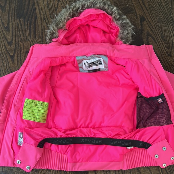 Spyder Lola Bitsy Ski Jacket size 5 (toddler) Pink - Picture 4 of 9